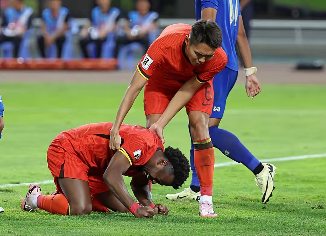 泰国队险胜法国队，桃田贤斗统治全场