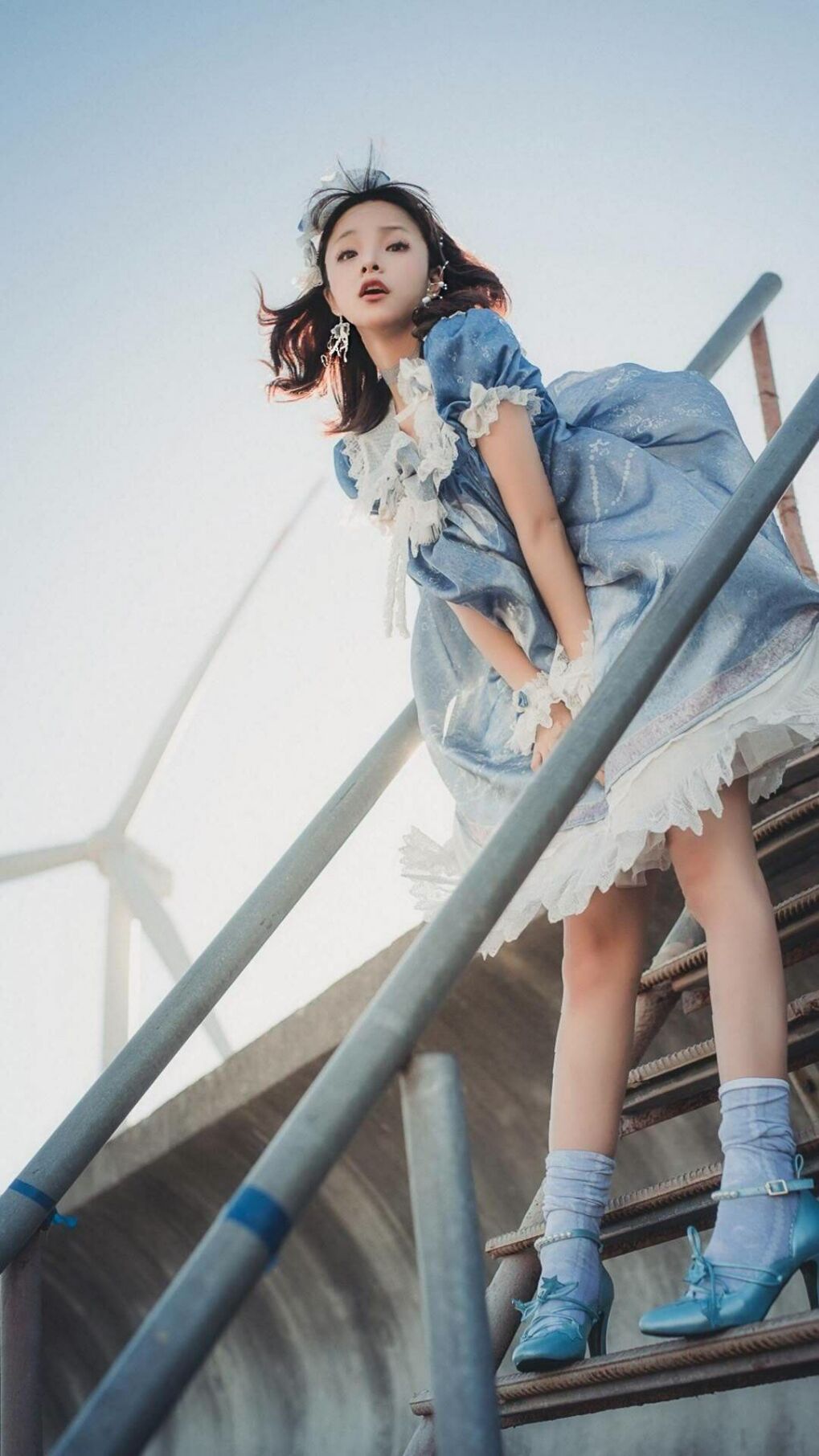 爱游戏体育-双面王冠，戴维斯杯绝境翻盘与温网神迹—德约科维奇不可复制的唯一性