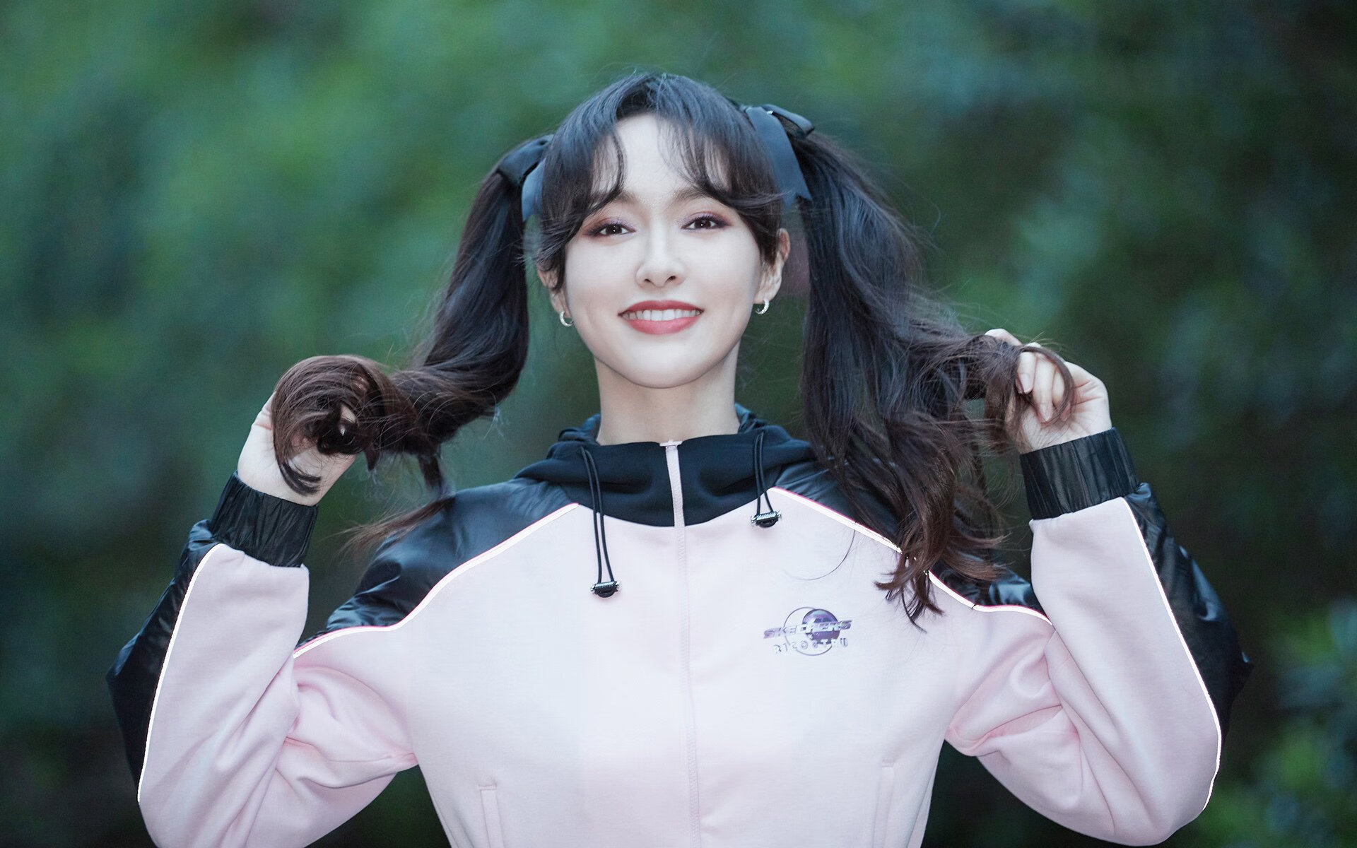 绿茵谜局，当戈麦斯的火山岩浆，滴入沙特的寂静沙海